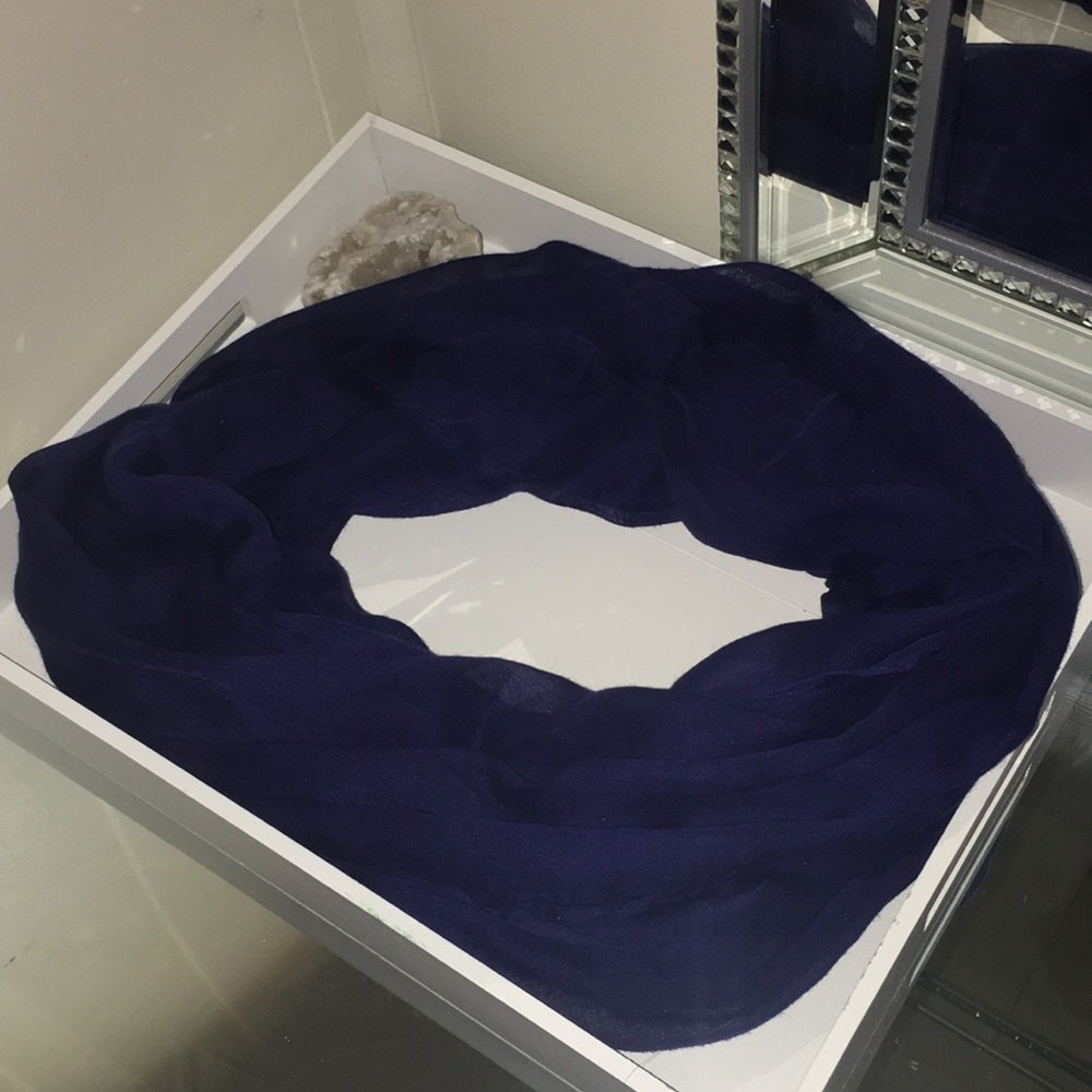 Light weight navy blue scarf